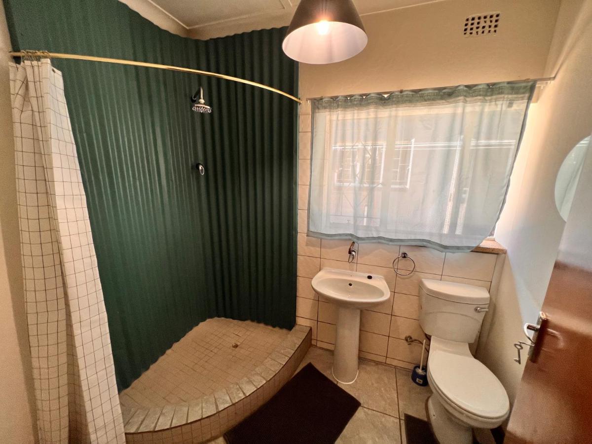 Firefly Budget Friendly Guest House Kempton Park Exterior photo