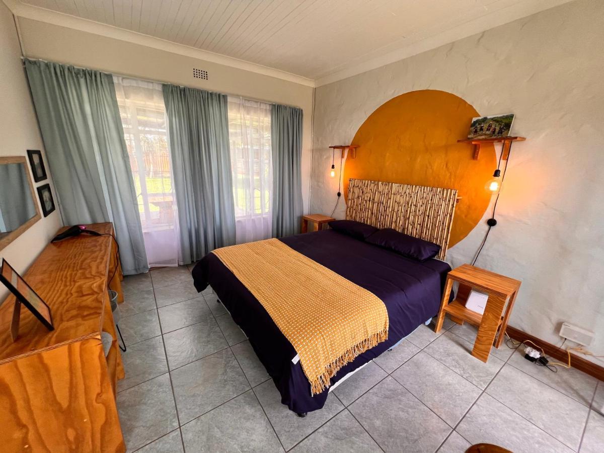 Firefly Budget Friendly Guest House Kempton Park Exterior photo
